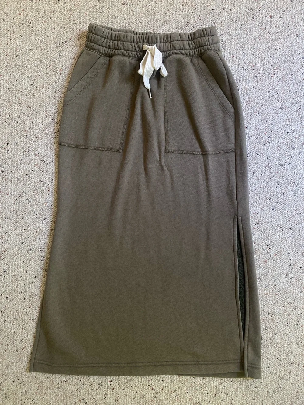 NWOT Aerie Athleisure Midi Skirt